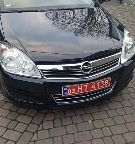 Черный Опель Астра, объемом двигателя 1.6 л и пробегом 249 тыс. км за 5650 $, фото 16 на Automoto.ua
