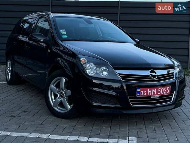 Черный Опель Астра, объемом двигателя 1.6 л и пробегом 160 тыс. км за 6200 $, фото 12 на Automoto.ua