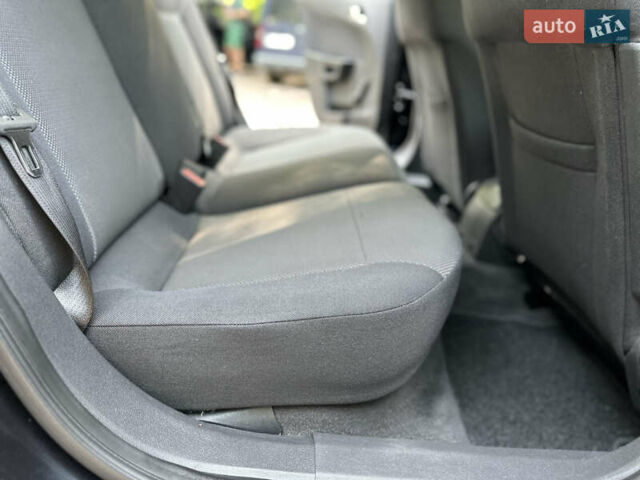 Черный Опель Астра, объемом двигателя 1.6 л и пробегом 157 тыс. км за 5499 $, фото 128 на Automoto.ua