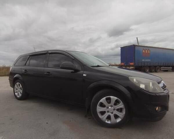 Черный Опель Астра, объемом двигателя 1.25 л и пробегом 325 тыс. км за 4699 $, фото 9 на Automoto.ua