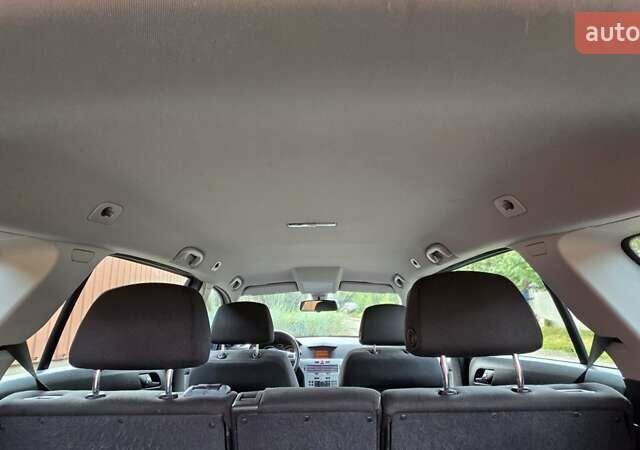 Черный Опель Астра, объемом двигателя 1.6 л и пробегом 238 тыс. км за 6299 $, фото 56 на Automoto.ua