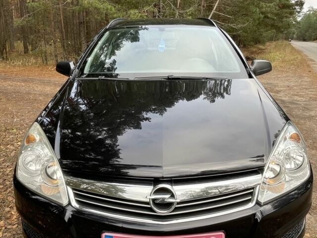 Чорний Опель Астра, об'ємом двигуна 1.6 л та пробігом 191 тис. км за 6100 $, фото 12 на Automoto.ua