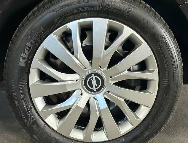 Черный Опель Астра, объемом двигателя 1.6 л и пробегом 186 тыс. км за 6799 $, фото 22 на Automoto.ua