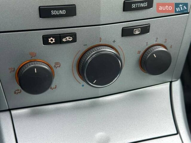 Чорний Опель Астра, об'ємом двигуна 1.6 л та пробігом 282 тис. км за 5490 $, фото 17 на Automoto.ua