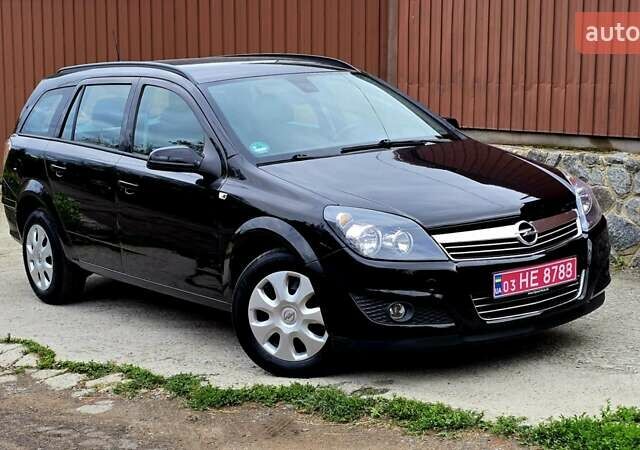 Черный Опель Астра, объемом двигателя 1.6 л и пробегом 238 тыс. км за 6299 $, фото 9 на Automoto.ua