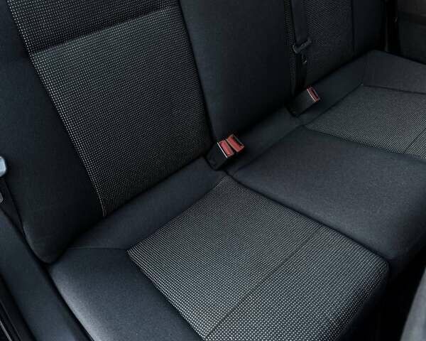 Черный Опель Астра, объемом двигателя 1.6 л и пробегом 160 тыс. км за 6200 $, фото 34 на Automoto.ua