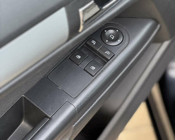 Черный Опель Астра, объемом двигателя 1.69 л и пробегом 223 тыс. км за 5900 $, фото 10 на Automoto.ua