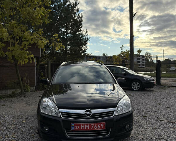 Опель Астра 2009 в Белой Церкве на Automoto.ua Черный Опель Астра, объемом двигателя 1.6 л и пробегом 240 тыс. км за 6000 $, фото 2 на Automoto.ua