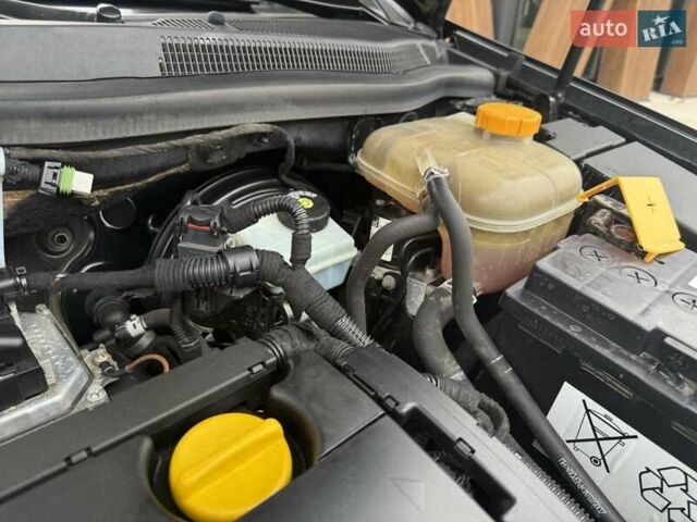 Черный Опель Астра, объемом двигателя 1.6 л и пробегом 240 тыс. км за 5550 $, фото 15 на Automoto.ua