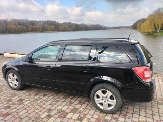 Опель Астра 2009 в Тлумаче на Automoto.ua Черный Опель Астра, объемом двигателя 1.7 л и пробегом 249 тыс. км за 4900 $, фото 1 на Automoto.ua