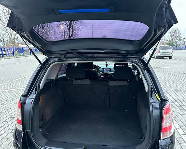 Чорний Опель Астра, об'ємом двигуна 1.7 л та пробігом 320 тис. км за 4600 $, фото 2 на Automoto.ua