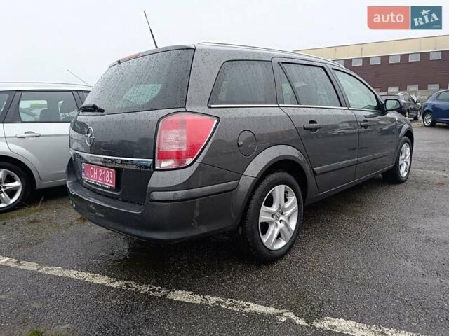 Черный Опель Астра, объемом двигателя 1.8 л и пробегом 178 тыс. км за 6800 $, фото 10 на Automoto.ua