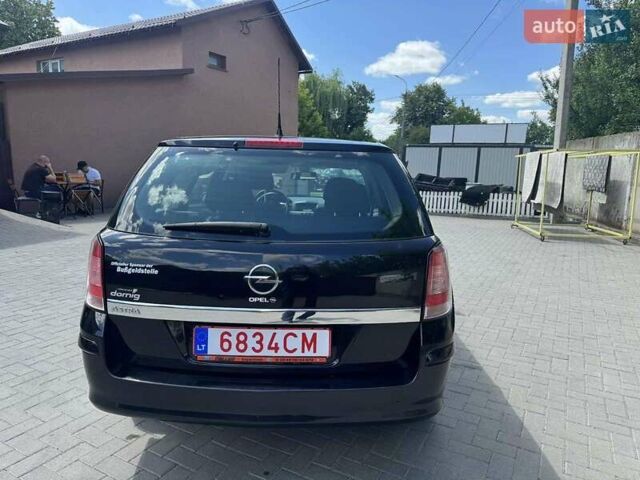 Черный Опель Астра, объемом двигателя 1.6 л и пробегом 178 тыс. км за 4900 $, фото 31 на Automoto.ua