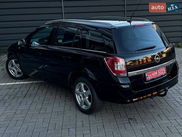 Черный Опель Астра, объемом двигателя 1.6 л и пробегом 160 тыс. км за 6200 $, фото 23 на Automoto.ua