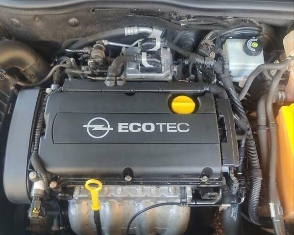 Черный Опель Астра, объемом двигателя 1.6 л и пробегом 205 тыс. км за 5700 $, фото 26 на Automoto.ua