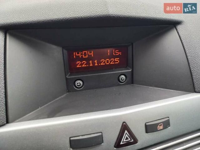 Чорний Опель Астра, об'ємом двигуна 1.8 л та пробігом 200 тис. км за 5750 $, фото 49 на Automoto.ua