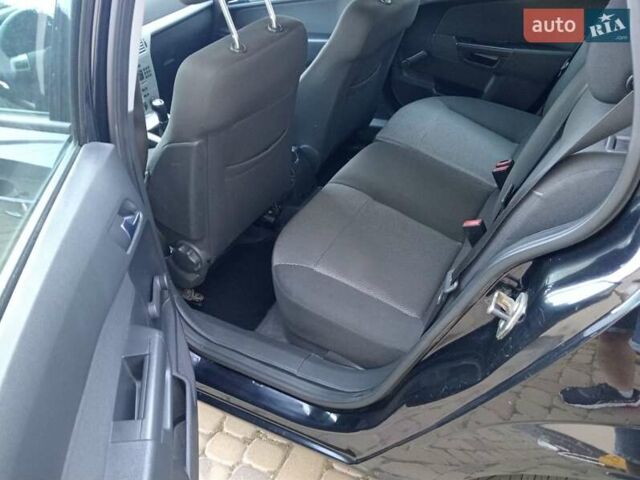 Черный Опель Астра, объемом двигателя 1.6 л и пробегом 178 тыс. км за 5750 $, фото 11 на Automoto.ua