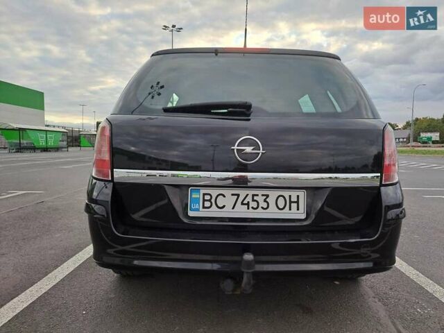Черный Опель Астра, объемом двигателя 1.6 л и пробегом 212 тыс. км за 5200 $, фото 9 на Automoto.ua