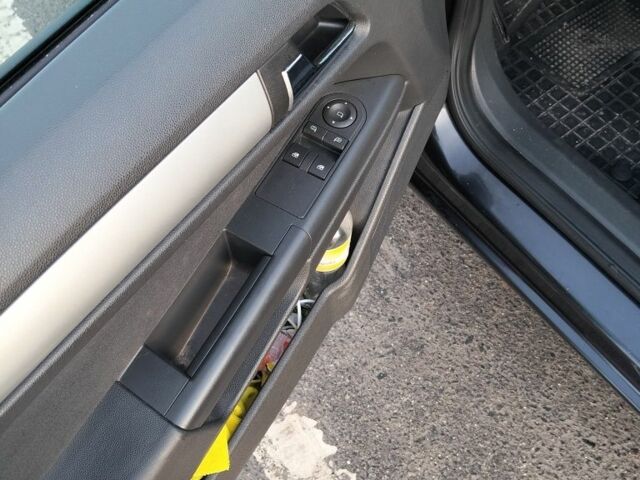 Чорний Опель Астра, об'ємом двигуна 1.6 л та пробігом 214 тис. км за 6350 $, фото 5 на Automoto.ua