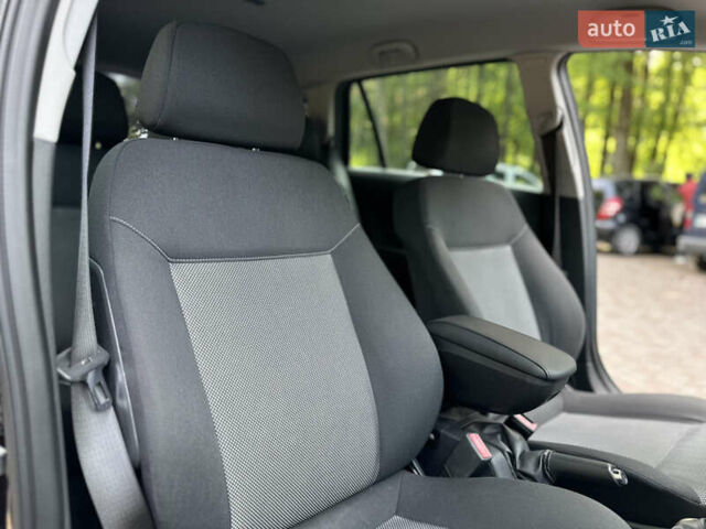Черный Опель Астра, объемом двигателя 1.6 л и пробегом 157 тыс. км за 5499 $, фото 101 на Automoto.ua