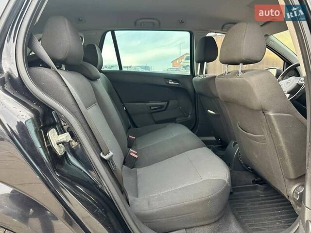 Чорний Опель Астра, об'ємом двигуна 1.6 л та пробігом 282 тис. км за 5490 $, фото 10 на Automoto.ua