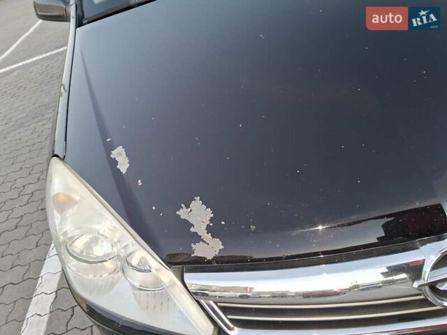 Черный Опель Астра, объемом двигателя 1.7 л и пробегом 276 тыс. км за 4300 $, фото 8 на Automoto.ua