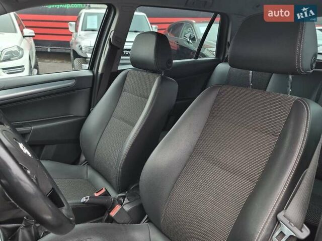 Черный Опель Астра, объемом двигателя 1.6 л и пробегом 247 тыс. км за 6299 $, фото 44 на Automoto.ua