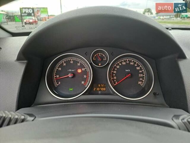 Черный Опель Астра, объемом двигателя 1.6 л и пробегом 212 тыс. км за 5200 $, фото 16 на Automoto.ua