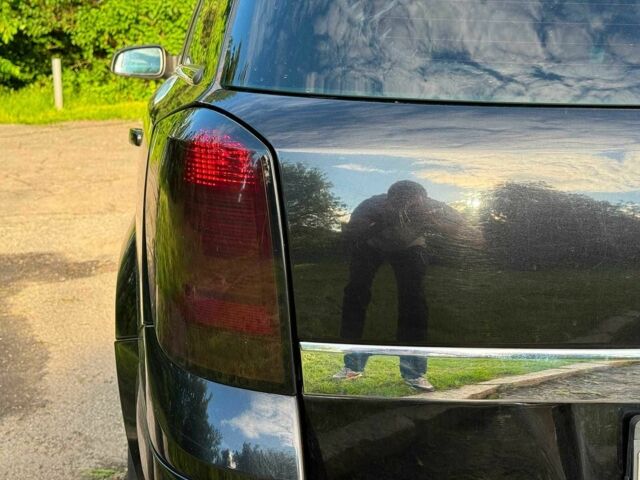 Черный Опель Астра, объемом двигателя 1.6 л и пробегом 219 тыс. км за 4510 $, фото 13 на Automoto.ua