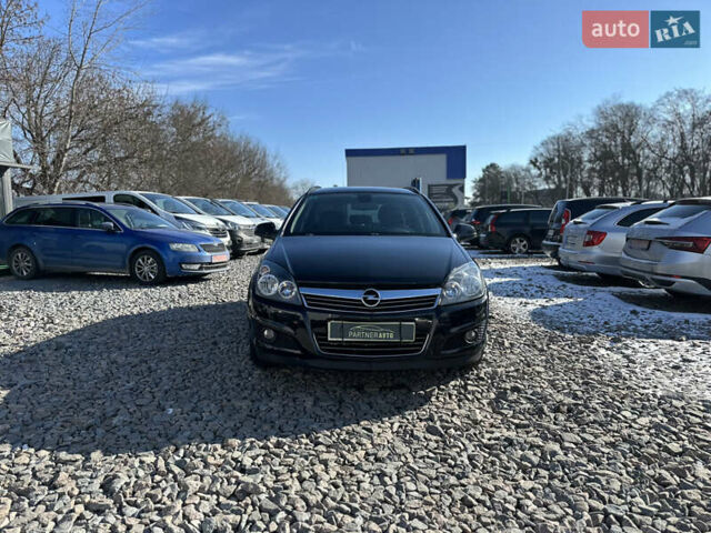 Черный Опель Астра, объемом двигателя 1.7 л и пробегом 172 тыс. км за 5970 $, фото 2 на Automoto.ua