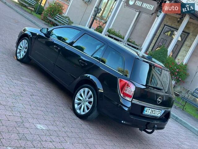 Черный Опель Астра, объемом двигателя 1.9 л и пробегом 310 тыс. км за 5500 $, фото 4 на Automoto.ua