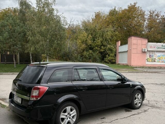 Опель Астра 2010 в Умани на Automoto.ua Черный Опель Астра, объемом двигателя 1.7 л и пробегом 240 тыс. км за 5600 $, фото 12 на Automoto.ua