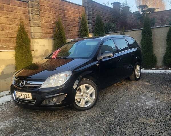 Чорний Опель Астра, об'ємом двигуна 1.6 л та пробігом 229 тис. км за 5550 $, фото 1 на Automoto.ua