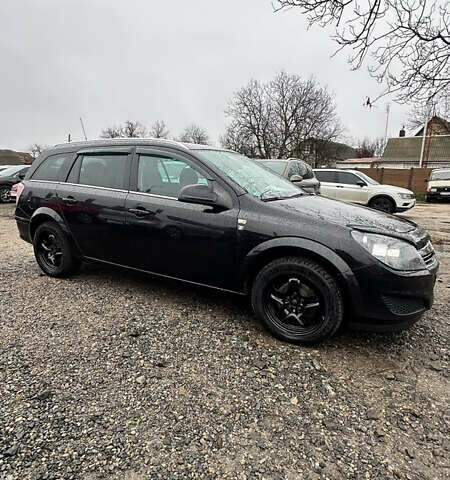 Черный Опель Астра, объемом двигателя 1.69 л и пробегом 242 тыс. км за 6200 $, фото 8 на Automoto.ua