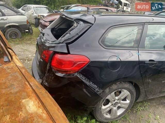 Черный Опель Астра, объемом двигателя 1.7 л и пробегом 180 тыс. км за 2100 $, фото 3 на Automoto.ua