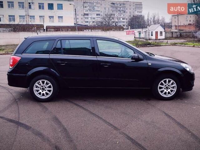 Черный Опель Астра, объемом двигателя 1.6 л и пробегом 172 тыс. км за 5350 $, фото 3 на Automoto.ua