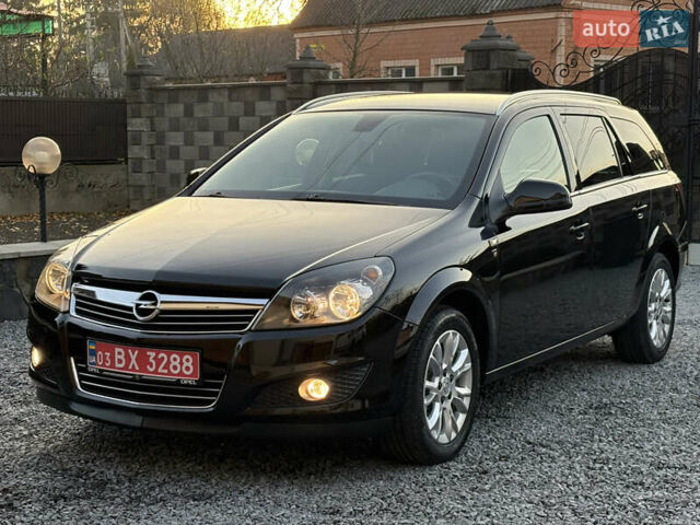 Черный Опель Астра, объемом двигателя 1.6 л и пробегом 252 тыс. км за 6400 $, фото 81 на Automoto.ua