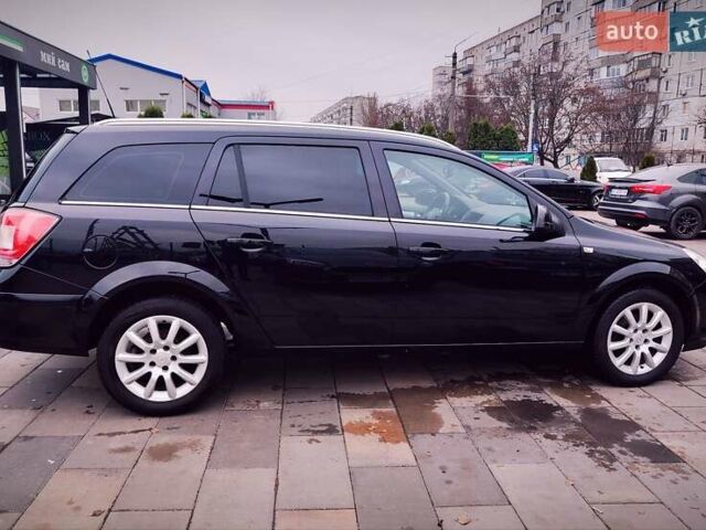 Черный Опель Астра, объемом двигателя 1.6 л и пробегом 237 тыс. км за 5350 $, фото 8 на Automoto.ua