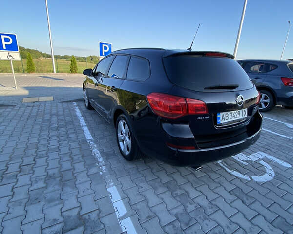 Черный Опель Астра, объемом двигателя 1.96 л и пробегом 294 тыс. км за 8400 $, фото 10 на Automoto.ua