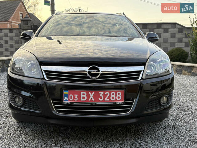 Черный Опель Астра, объемом двигателя 1.6 л и пробегом 252 тыс. км за 6400 $, фото 9 на Automoto.ua