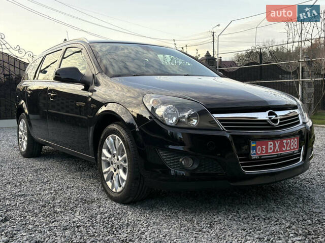 Черный Опель Астра, объемом двигателя 1.6 л и пробегом 252 тыс. км за 6400 $, фото 6 на Automoto.ua