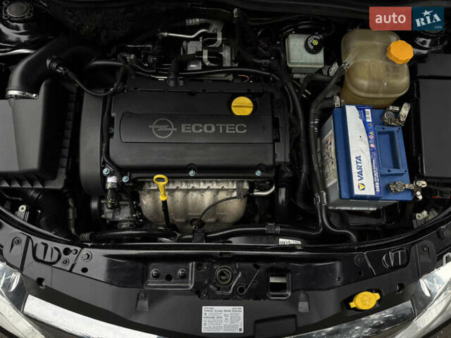 Черный Опель Астра, объемом двигателя 1.6 л и пробегом 228 тыс. км за 5750 $, фото 27 на Automoto.ua