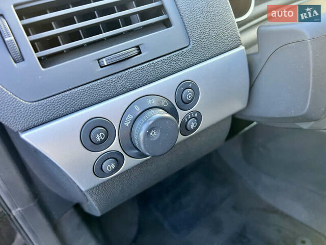 Опель Астра 2010 в Дубно на Automoto.ua Черный Опель Астра, объемом двигателя 1.6 л и пробегом 218 тыс. км за 5700 $, фото 37 на Automoto.ua