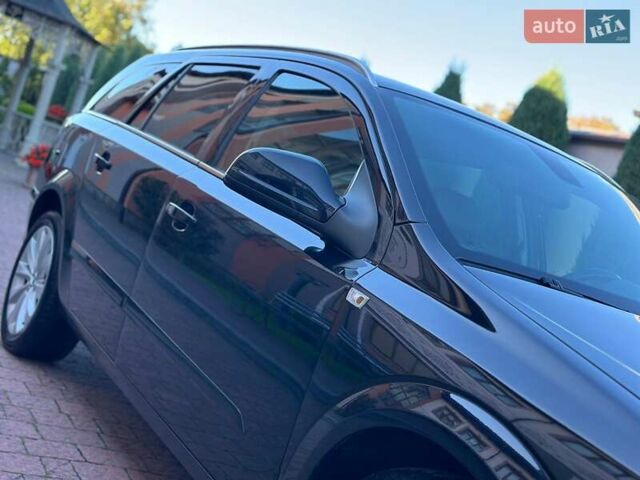 Черный Опель Астра, объемом двигателя 1.91 л и пробегом 310 тыс. км за 5700 $, фото 18 на Automoto.ua