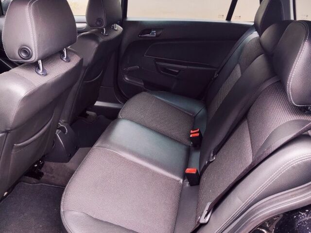 Чорний Опель Астра, об'ємом двигуна 1.6 л та пробігом 212 тис. км за 5750 $, фото 21 на Automoto.ua