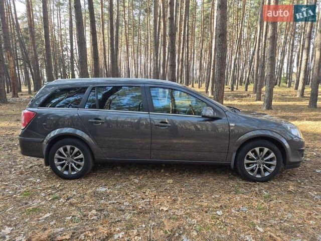 Опель Астра 2010 в Харькове на Automoto.ua Черный Опель Астра, объемом двигателя 1.6 л и пробегом 243 тыс. км за 6800 $, фото 5 на Automoto.ua