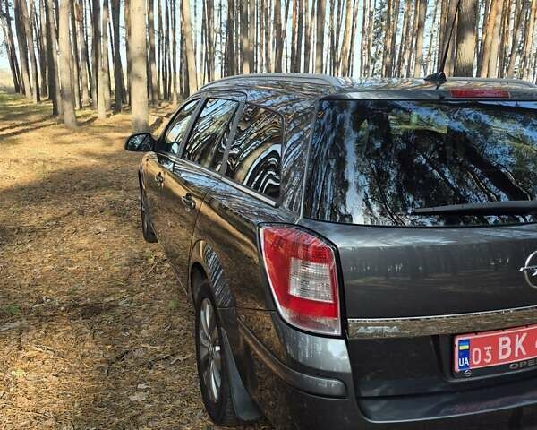Опель Астра 2010 в Харькове на Automoto.ua Черный Опель Астра, объемом двигателя 1.6 л и пробегом 243 тыс. км за 6800 $, фото 8 на Automoto.ua