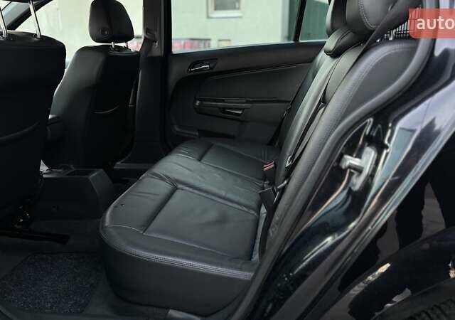 Черный Опель Астра, объемом двигателя 1.6 л и пробегом 205 тыс. км за 6150 $, фото 34 на Automoto.ua