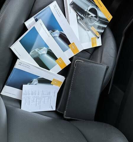 Черный Опель Астра, объемом двигателя 1.6 л и пробегом 205 тыс. км за 6150 $, фото 23 на Automoto.ua