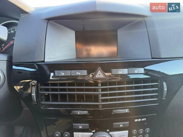 Черный Опель Астра, объемом двигателя 1.6 л и пробегом 175 тыс. км за 6300 $, фото 1 на Automoto.ua